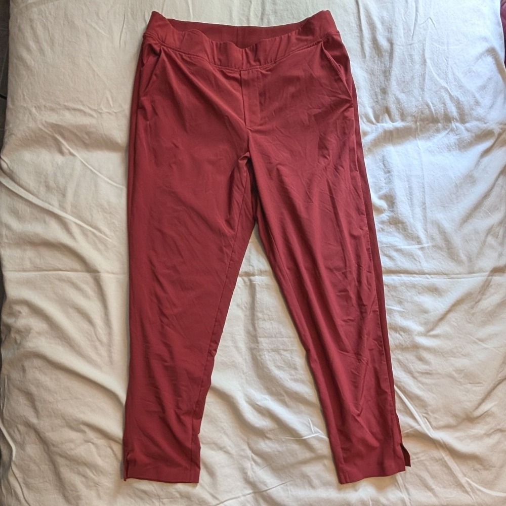 Athleta Brooklyn Ankle Pants Size 10 Red Terracotta Tapered Travel Trousers